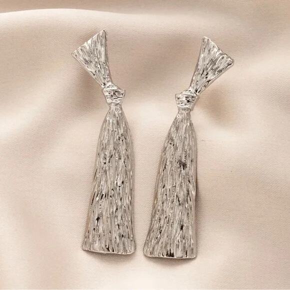 Silver  Textured Knot Earrings - Picture 1 of 2